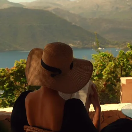 The Vineyard - Hippothoe Villa *